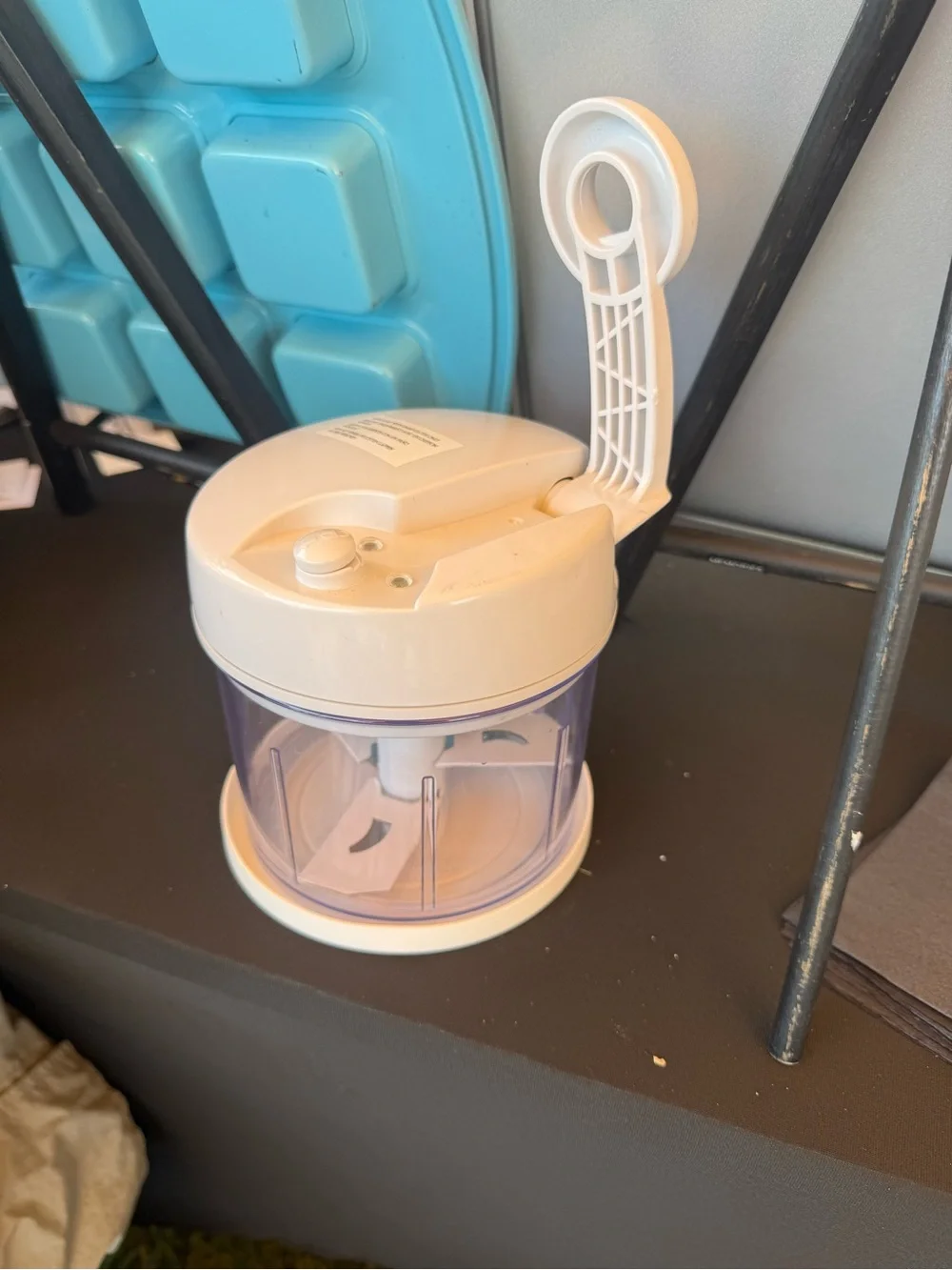 The Pampered Chef Manual Food Chopper - White